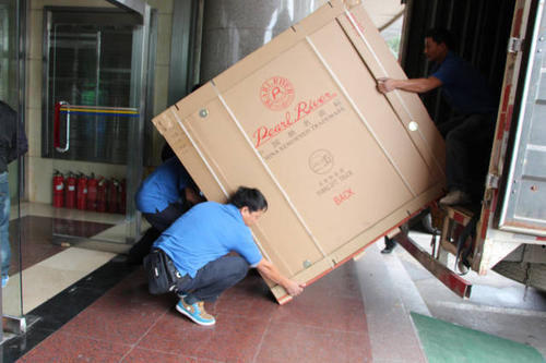 胡市镇钢琴贵重工艺品无忧运